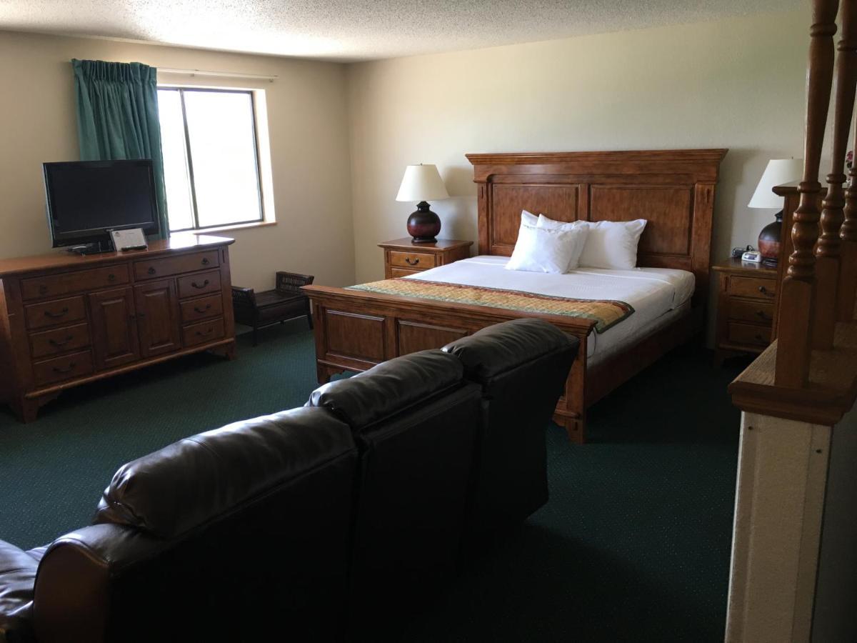 Cassville Four Seasons Inn & Suites المظهر الخارجي الصورة