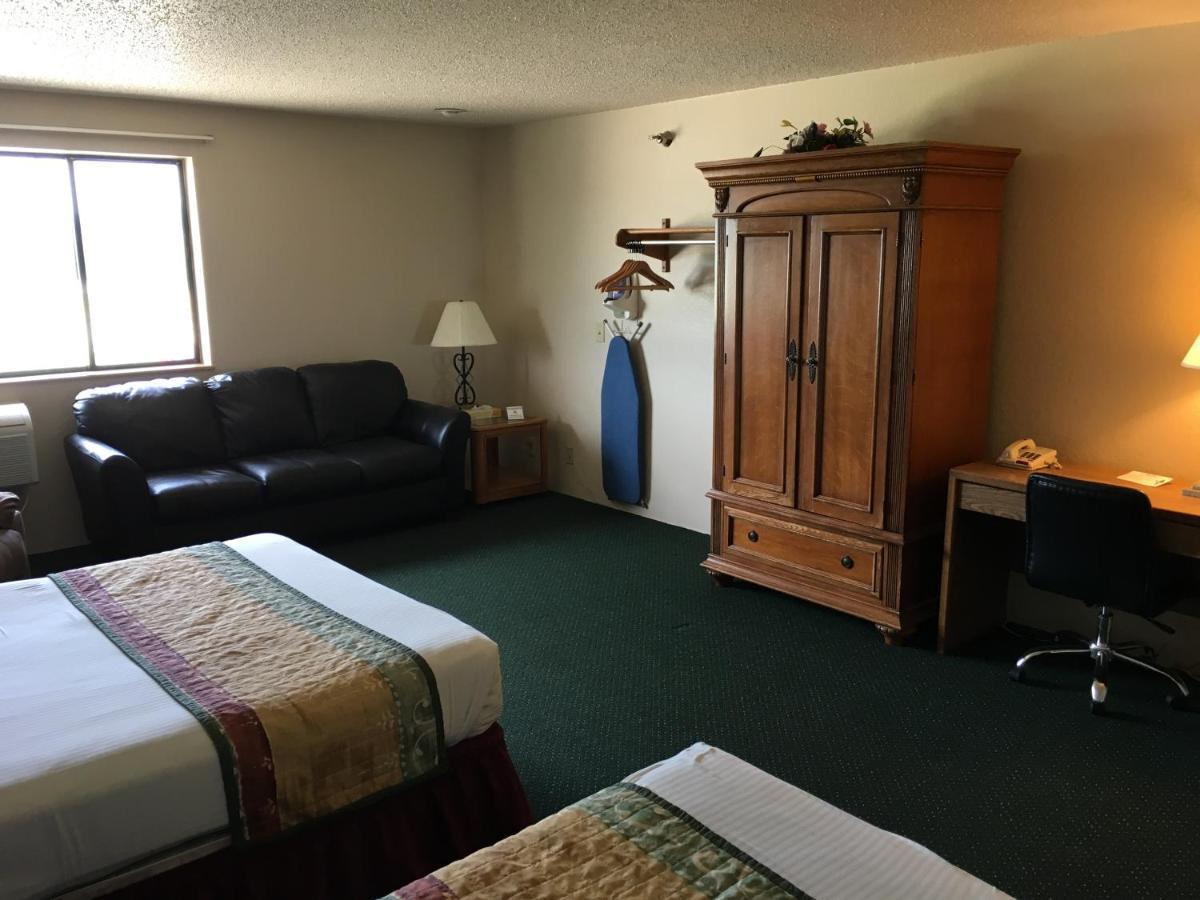 Cassville Four Seasons Inn & Suites المظهر الخارجي الصورة